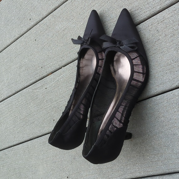 Metaphor Satin and Mesh Pointed Toe Heels with Bow - Picture 4 of 12